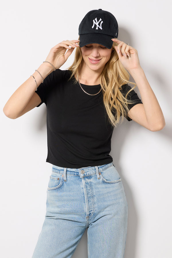everve Second Skin Crew Top Black