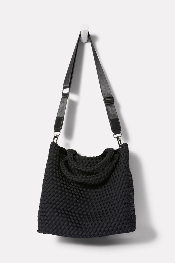 Everve Sky`s The Limit Medium Tote Black