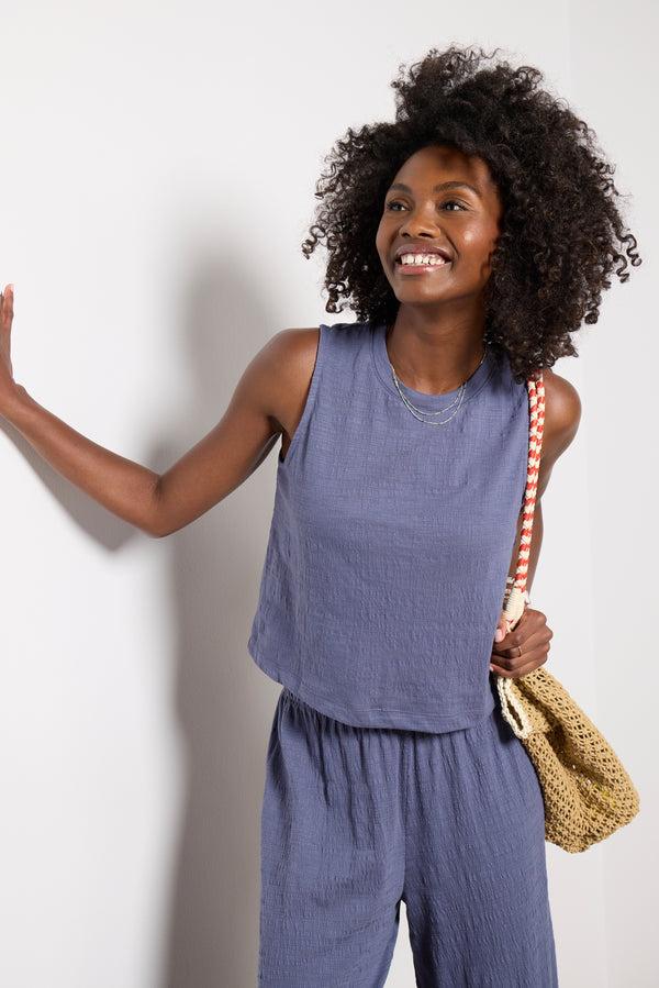 everve Sloane Textured Top Wornblue