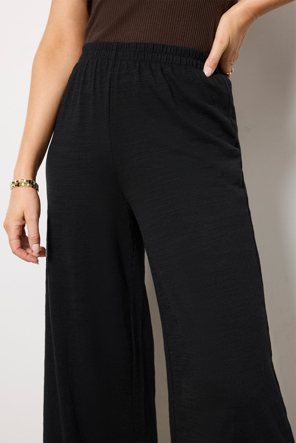Everve Solace Travel Pant Black