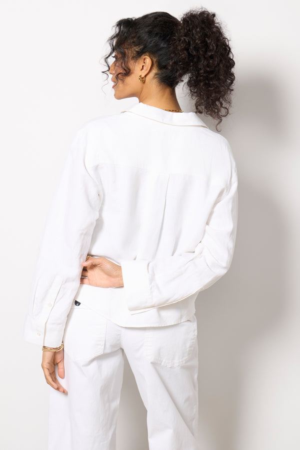 Everve Sophia Linen Crop Shirt White