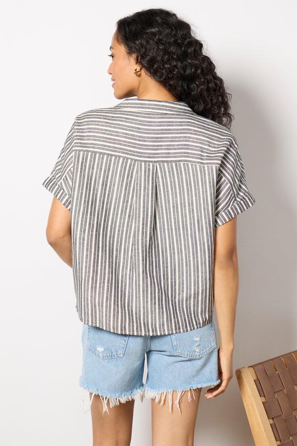 Everve Sophia Linen Resort Shirt Black/Whitestripe
