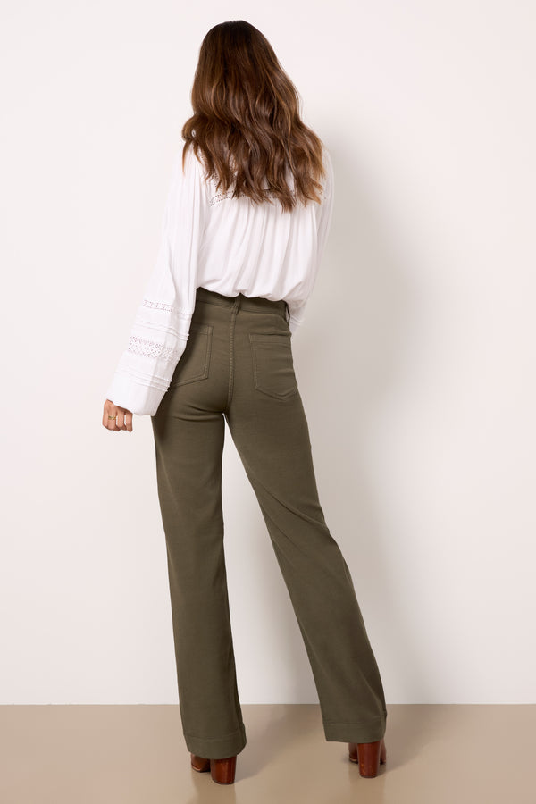 Everve Stretch Terry Patch Pocket Pant Forestolive
