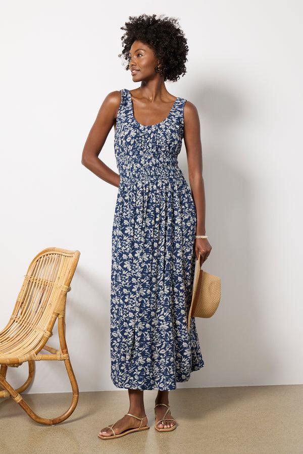 Everve SUNSEEKER DRESS Juniperikatfloral