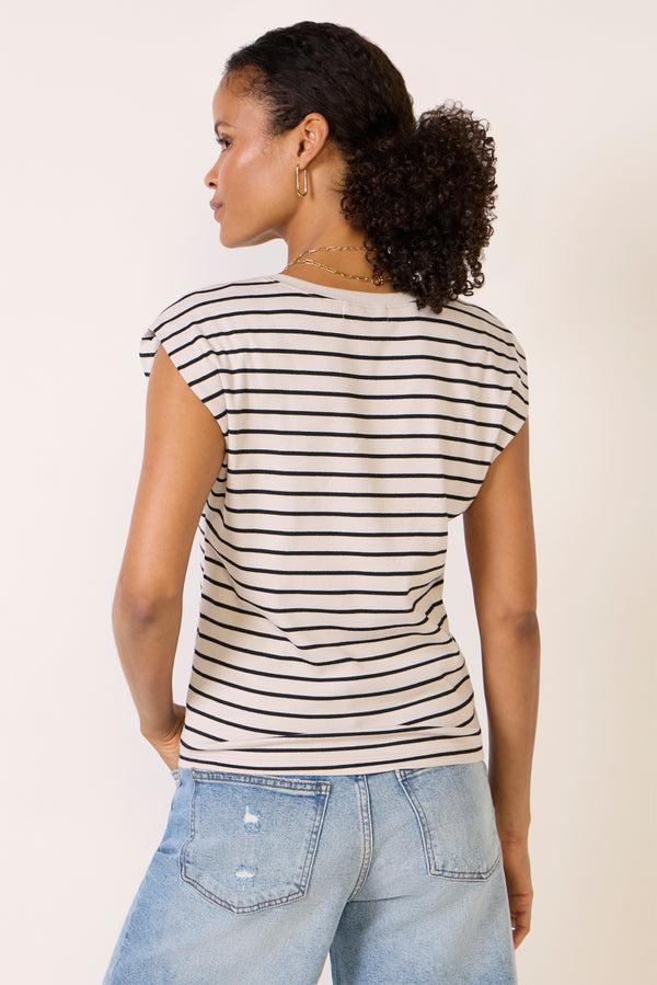 Everve Tati Power Shoulder Top Cement/Black