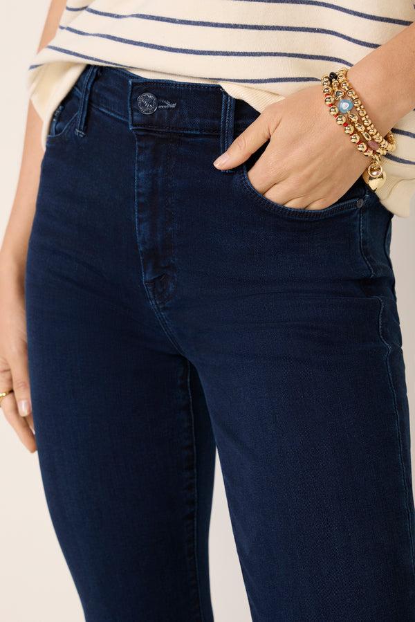 Everve The Weekender Fray Chiponmyshoulder