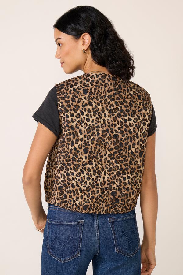 Everve Theo Quilted Leopard Vest Leopard