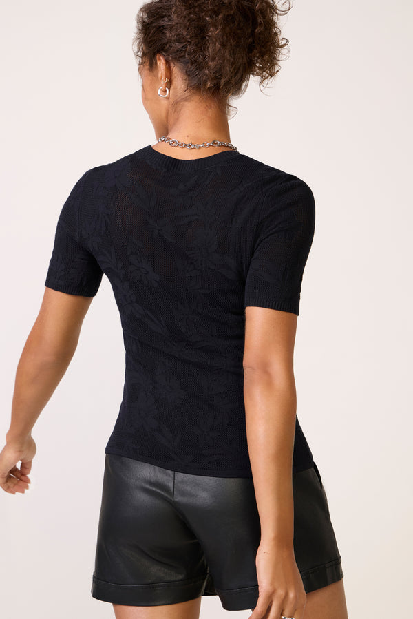 Everve Tibi Crew Neck Tee Black