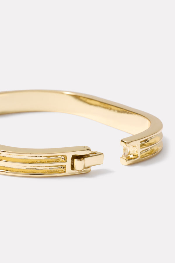 Everve Tribeca Ribbed Bangle Gold