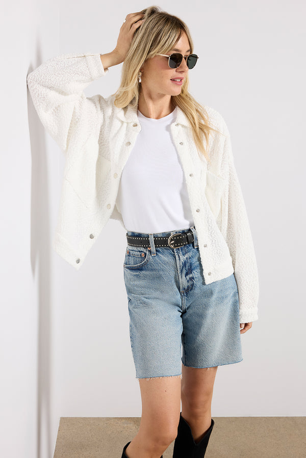 everve Trimmer Knit Shacket Chalk