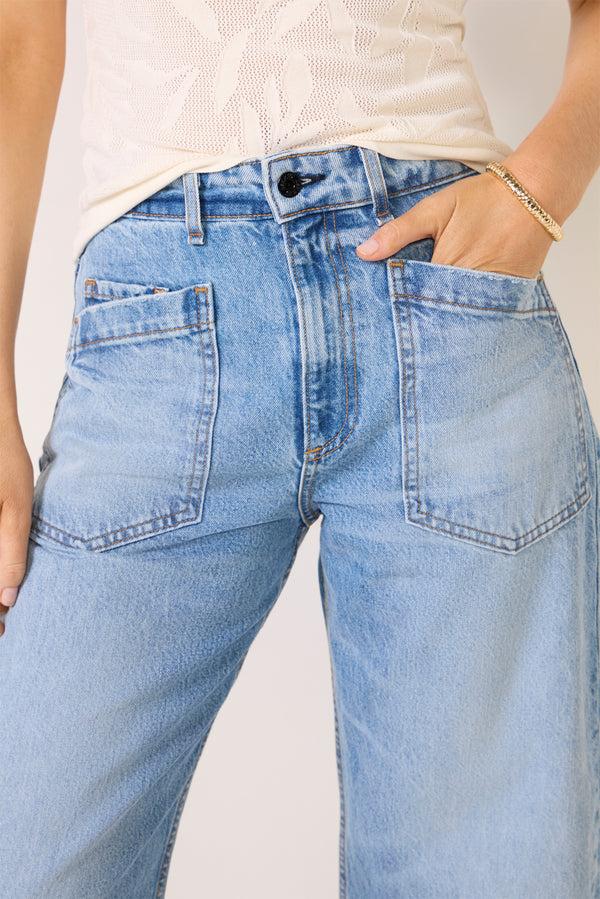 Everve Twisted Barrel Jean Blondie