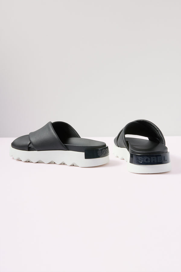 Everve Vibe Criss Cross Sandal Black/Seasalt