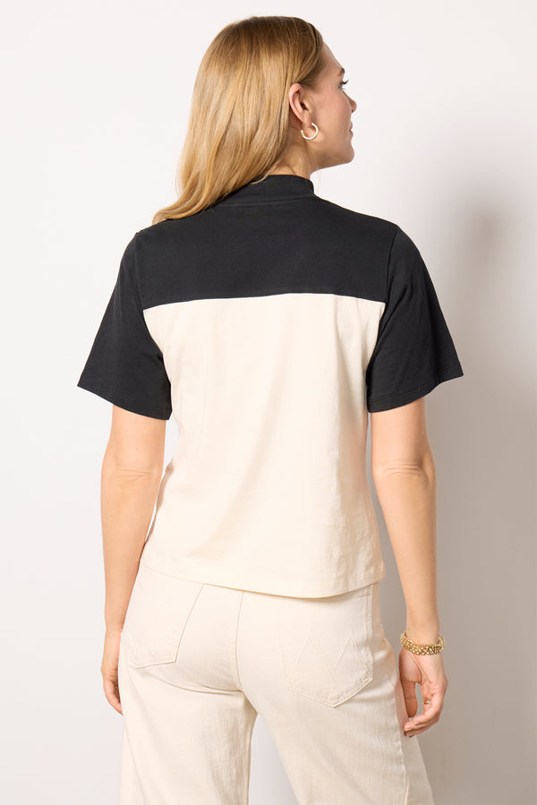 Everve Yvette Top Blackcolorblock