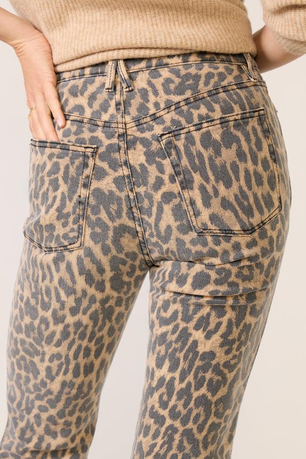 Everve Good Standard Kick Flare Jean Luckyleopard001