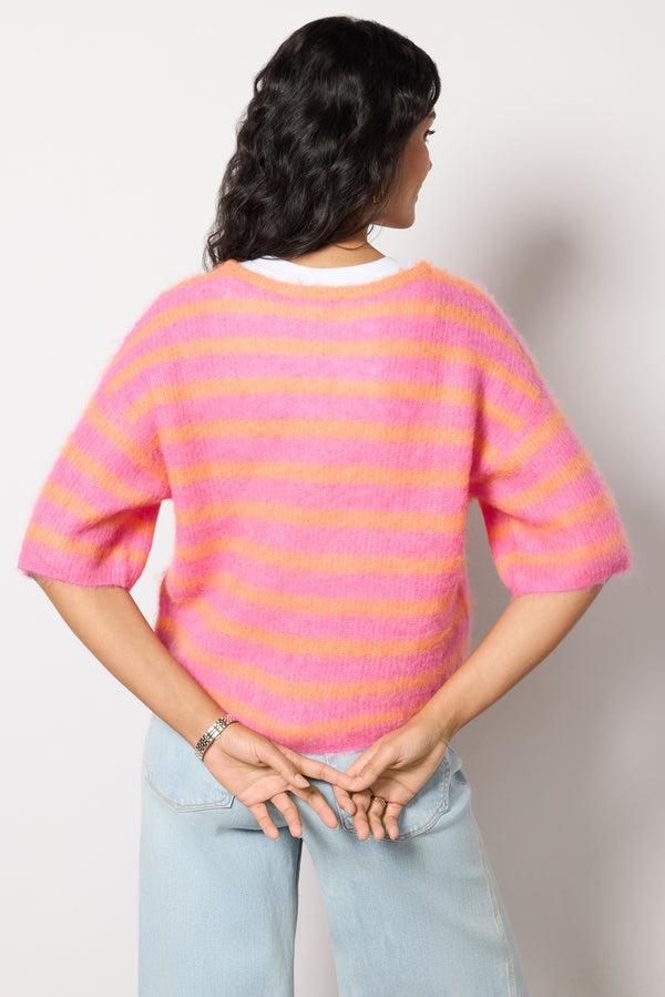 Everve Nenybay Short Sleeve Pullover Orangerayehibiscus
