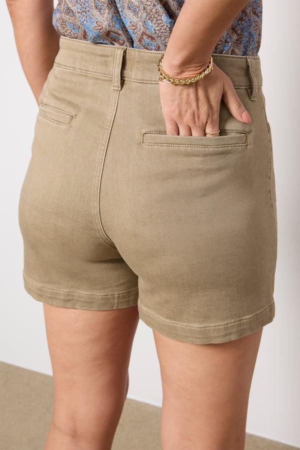Everve Stretch Terry Patch Pocket Short Desertkhaki