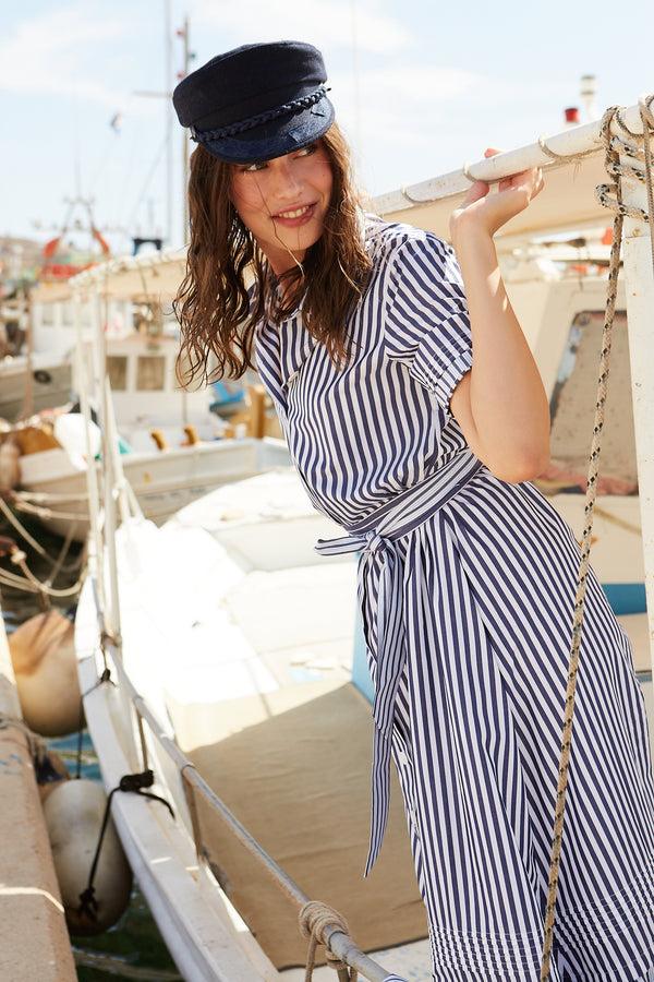 Evi Grintela Melanie