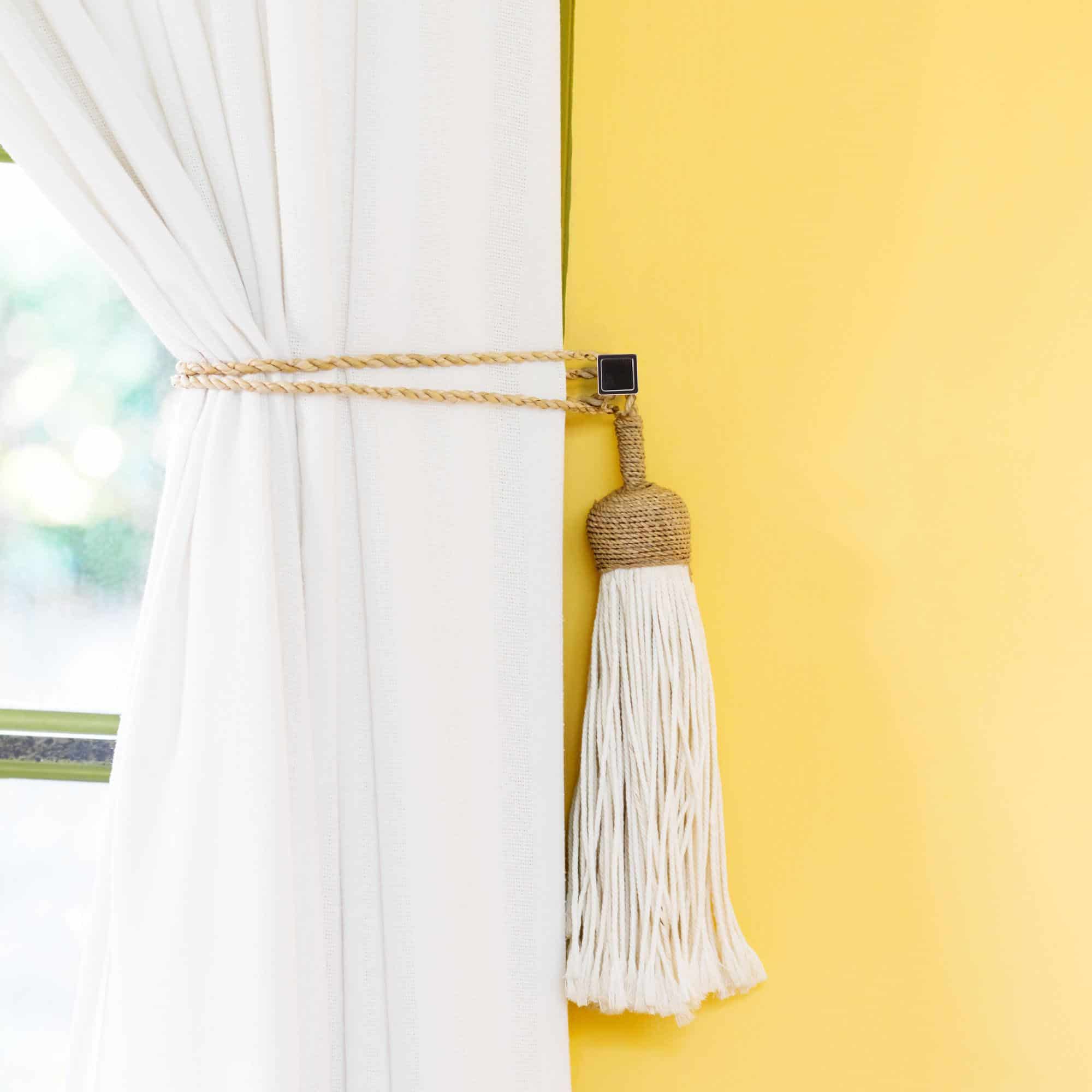 evideco Modern Square Design Curtain Tieback Hooks – Set of 2 Adhesive Metal Holdbacks for Window Treatment – Graphite Home Accessories Tie Backs & Magnets Metal Tie Backs Small Tie Backs For Window Sheers