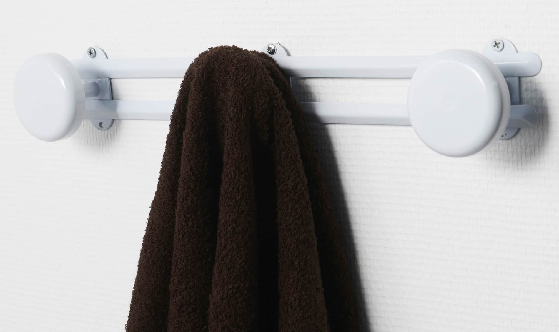 evideco Over the Door Coat and Hat 3 Hooks BIG BALLS Rail-Rack White Bathroom Storage & Furniture Hooks & Rails Hooks and Rails Wall Mount