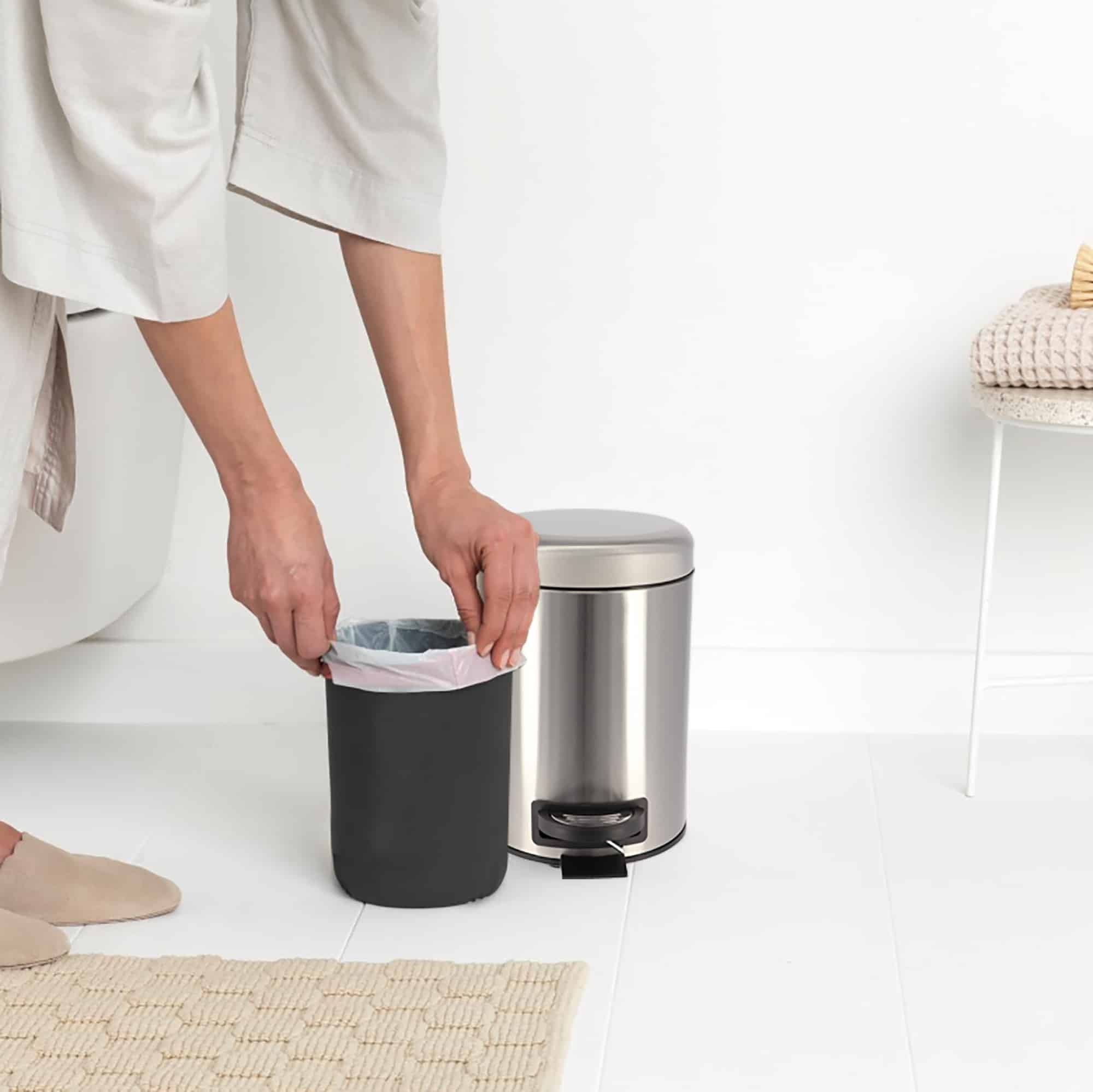 evideco Soft Close Lid Round Metal Bath Floor Step Trash Can Waste Bin 3-liters-0.8-gal Steel Toilet Seats & Accessories Toilet Wastebaskets Design & Solid