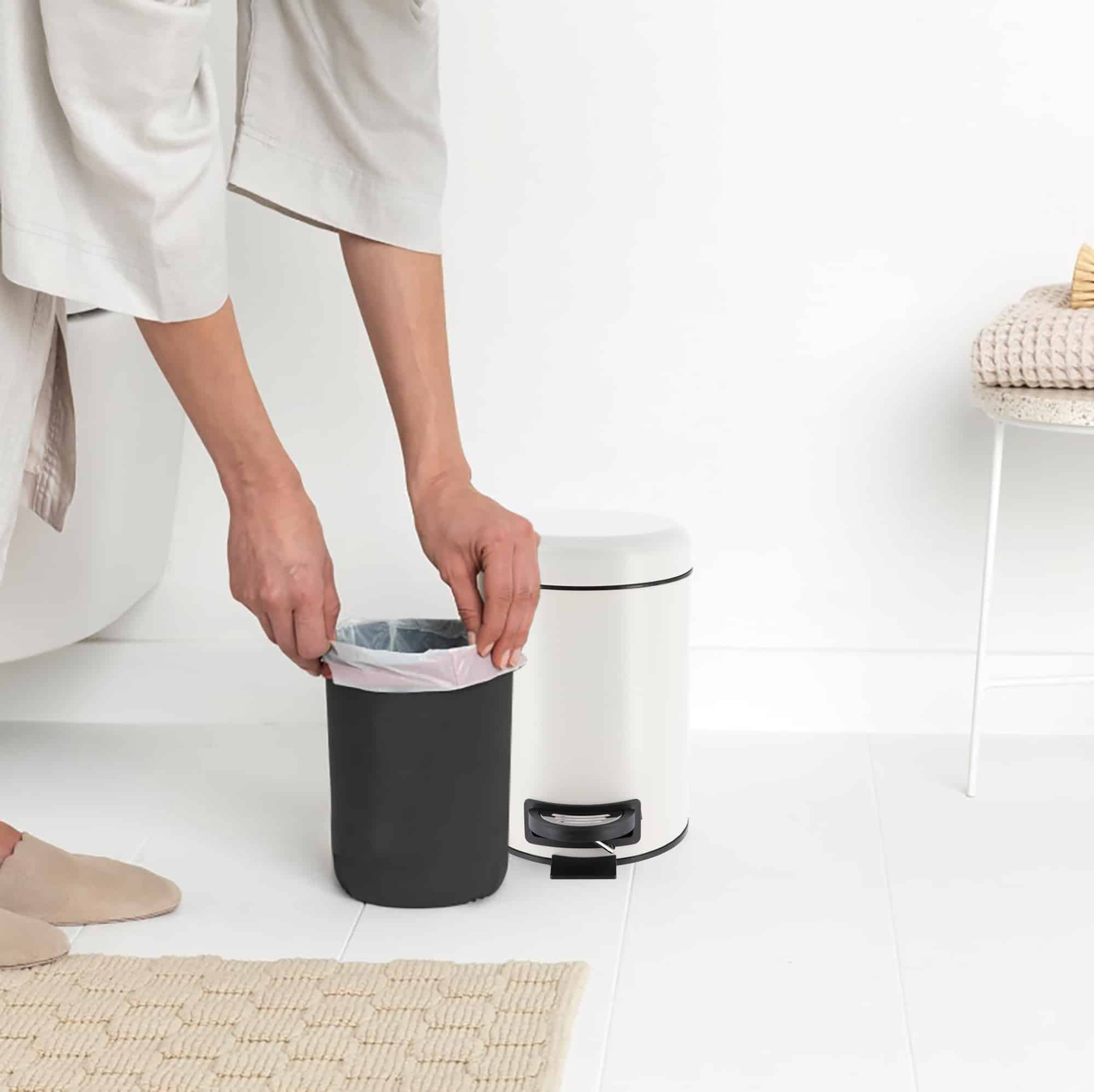 evideco Soft Close Lid Round Metal Bath Floor Step Trash Can Waste Bin 3-liters-0.8-gal White Toilet Seats & Accessories Toilet Wastebaskets Design & Solid