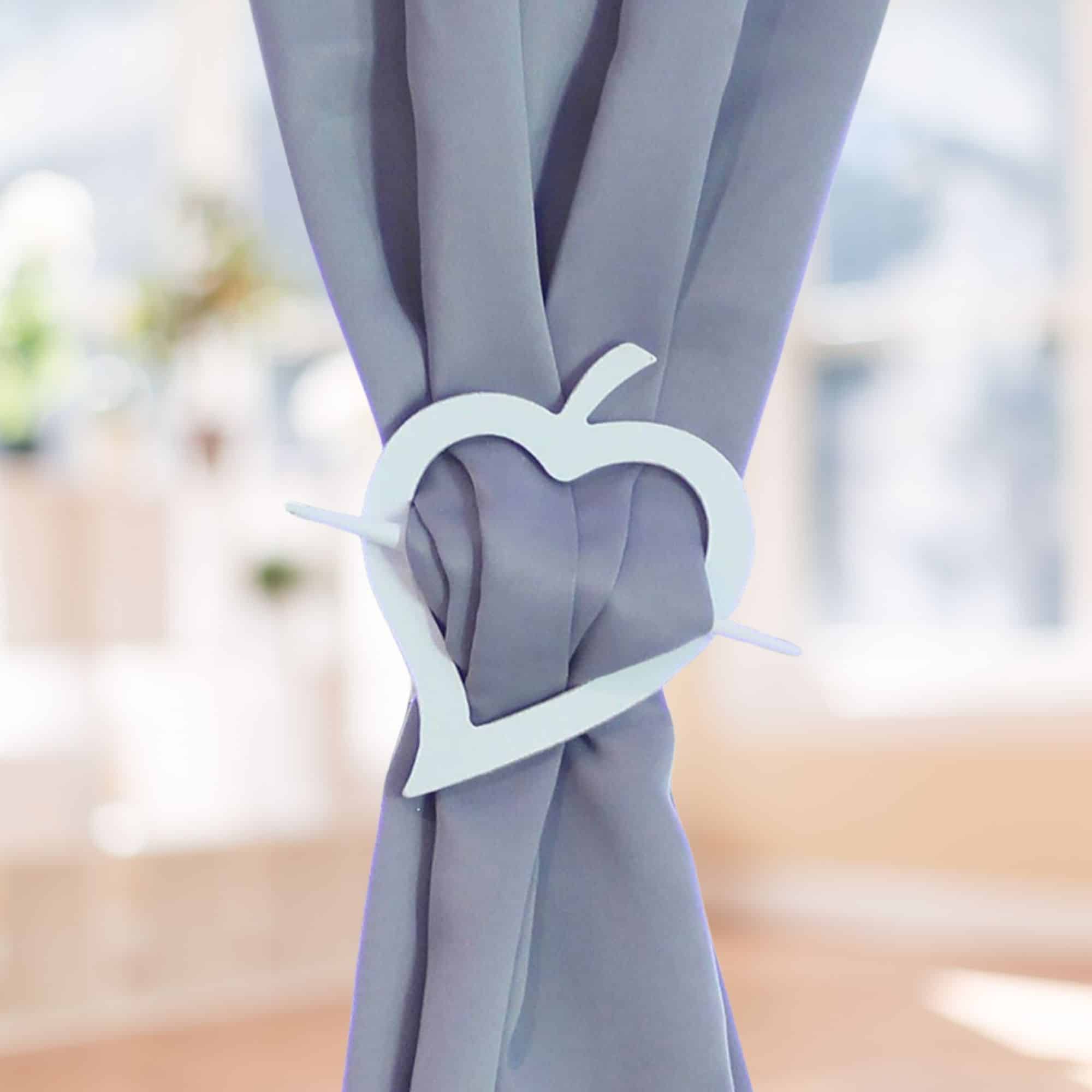 Evideco Wooden Heart Curtain Tieback – Decorative And Functional Design – White Home Accessories Tie Backs & Magnets Wood Tie Backs Large Tie Backs For Window Curtains & Drapes