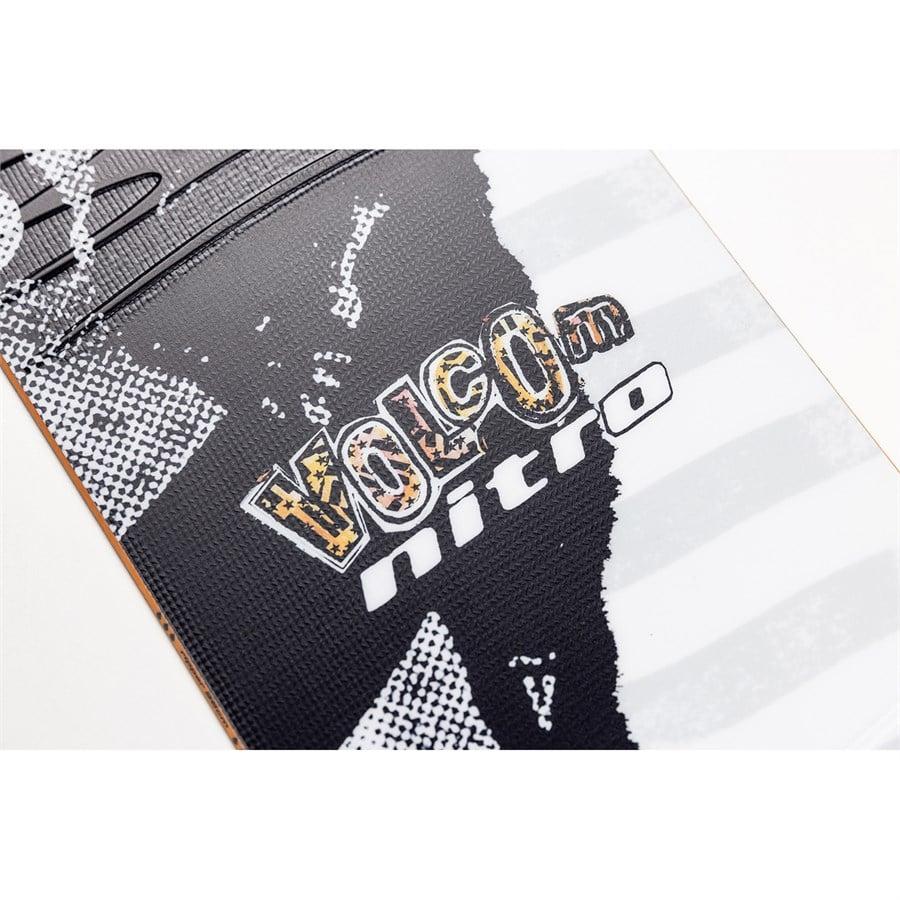 Evo Nitro Ripper X Volcom Snowboard - Kids' 2026