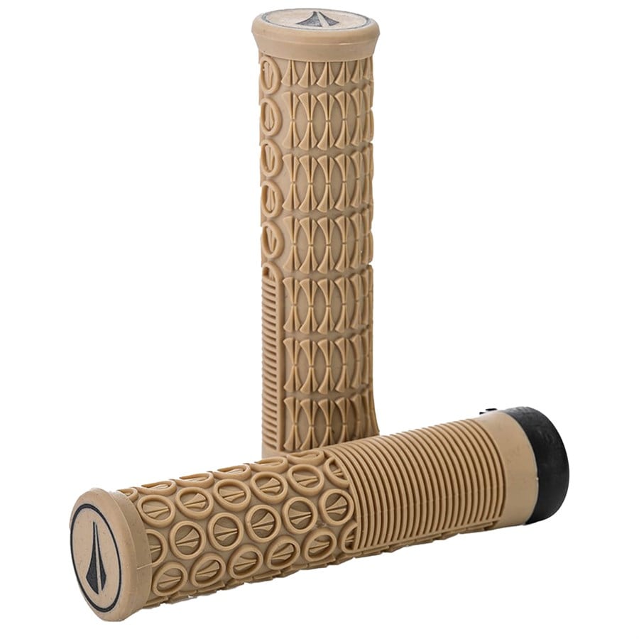 SDG Thrice 31 Grips