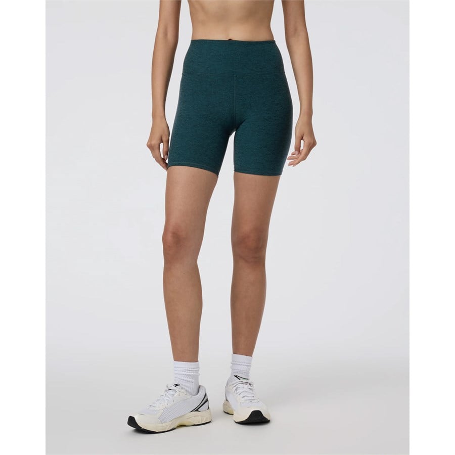 Evo Vuori Clean Elevation Shorty - Women's