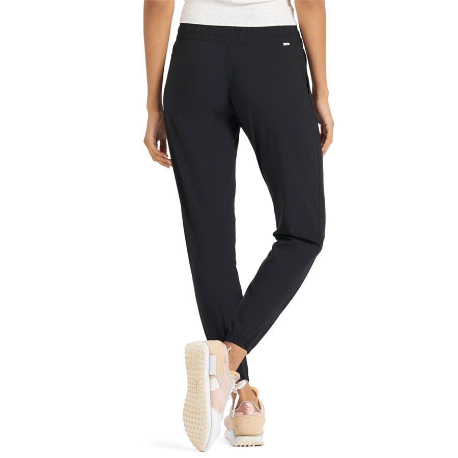 Evo Vuori Weekend Joggers - Women's