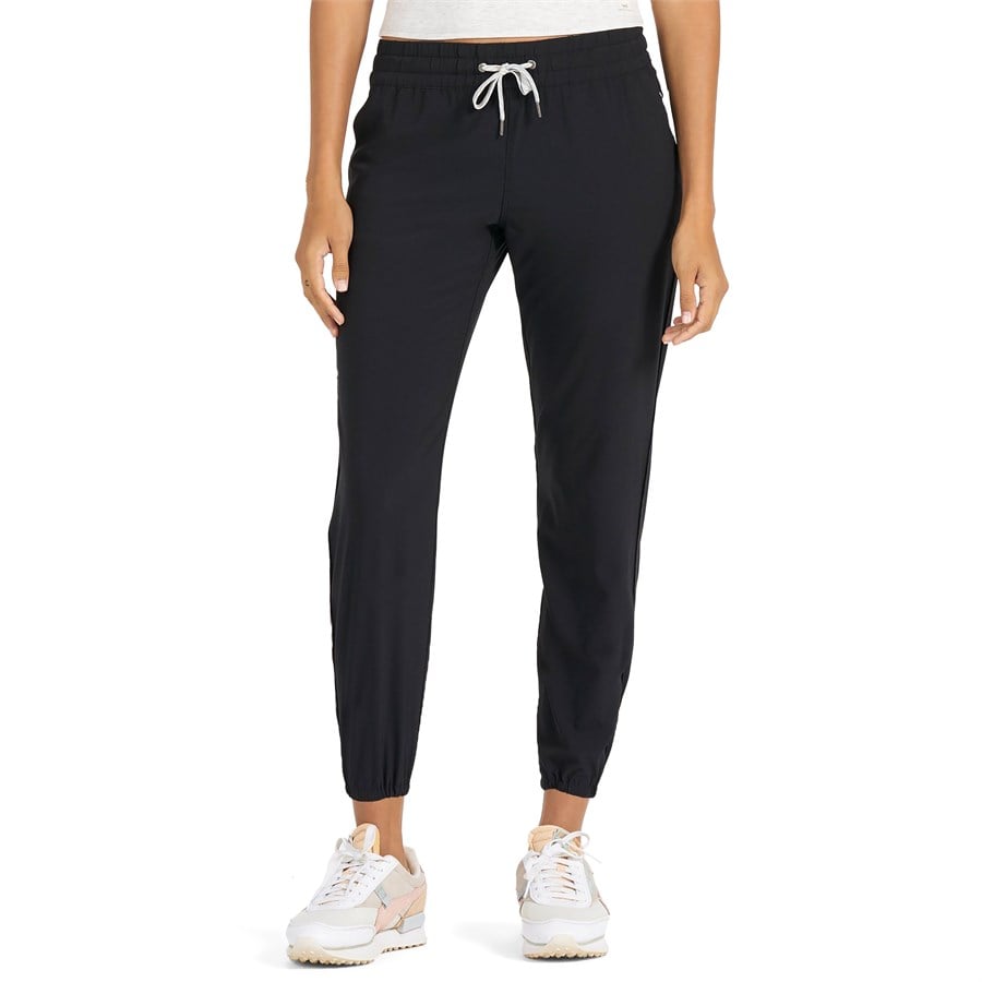 evo Vuori Weekend Joggers - Women's