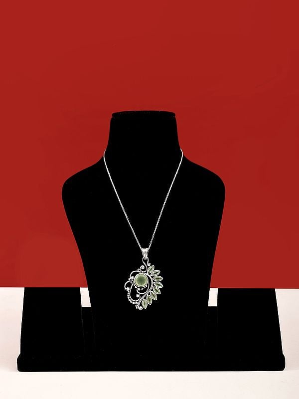 exotic india Beautiful Sterling Silver Pendant with Prehnite Stone