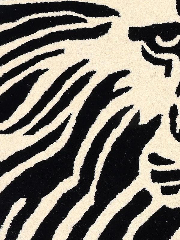 Exotic India Black And White Lion Face Round Yogic Asana Mat From Mirzapur 