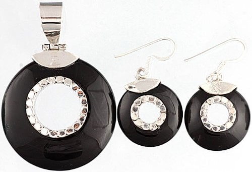 exotic india Black Onyx Pendant with Matching Earrings Set - Sterling Silver
