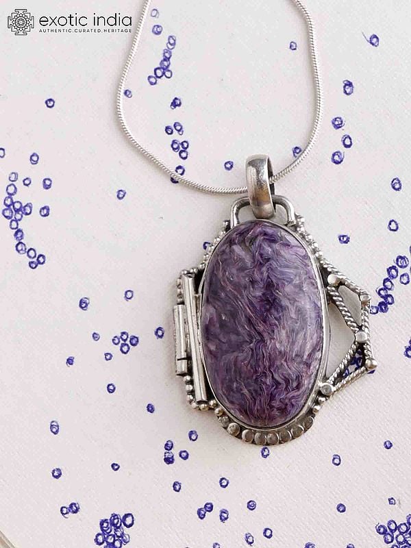 exotic india Chaorite Cabochon Pendant in Sterling Silver