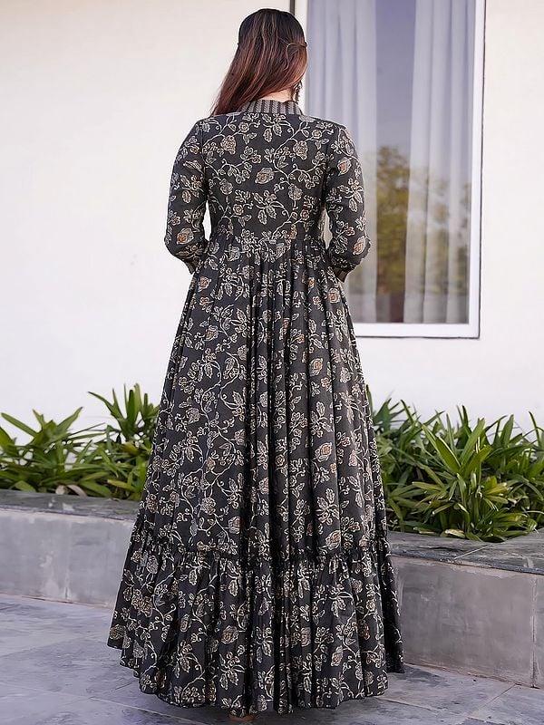 Exotic India Charcoal-Black Muslin Printed Crop-Top Palazzo Suit Set With Flared Floral Motif Shrug 