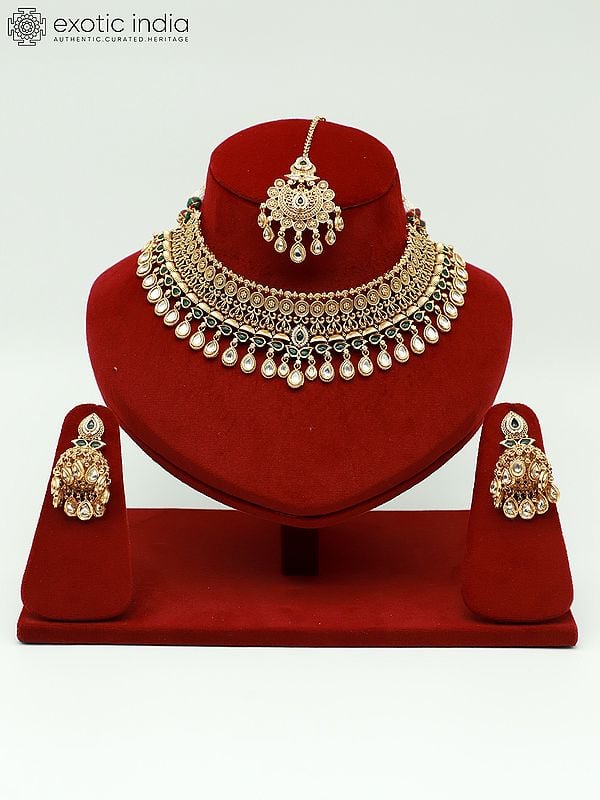 exotic india Choker Attractive Stone Studded Necklace With Matching Earrings And Mangtika 