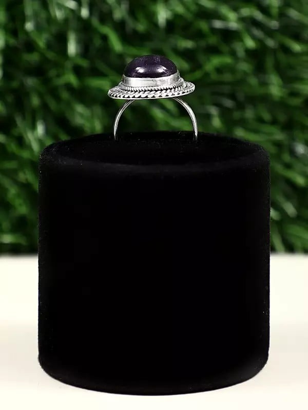 Exotic India Designer Oval Cut Amethyst Gemstone Ring 