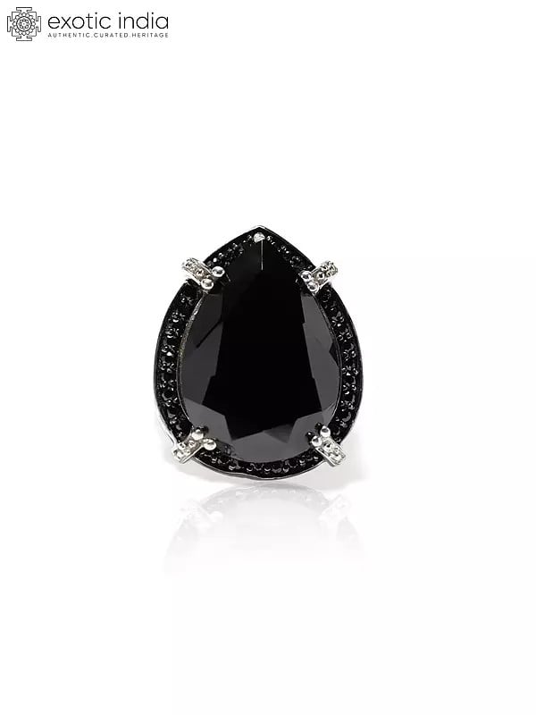 exotic india Designer Teardrop Shape Black Onyx Ring with Black Spinel Stones 