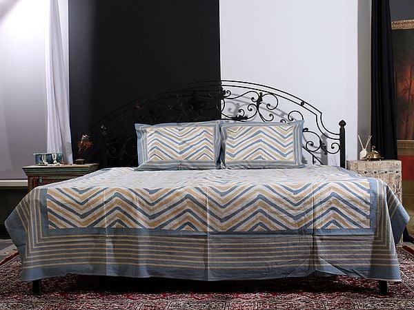 Exotic India Dove-White Chevron Pattern Multicolor Handblock Printed Cotton Queen Size Bedsheet With Two Pillow Cover