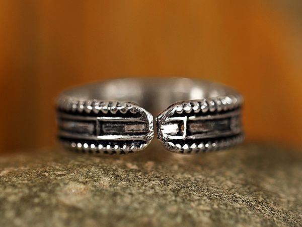 Exotic India Engraved Box Design | Sterling Silver Rings 