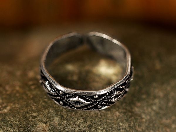 exotic india Engraved Traditional Design Sterling Silver Rings 
