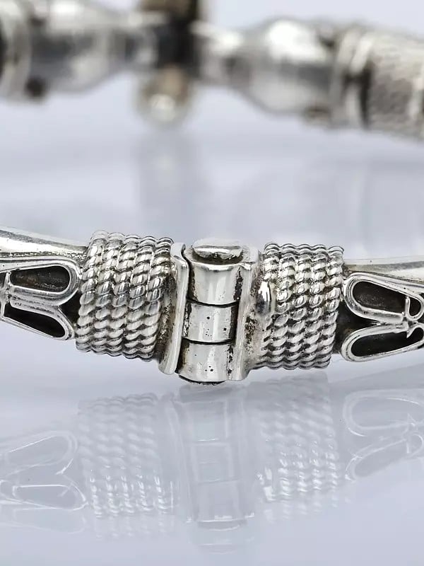 Exotic India Ethnic Elephant Openable Bracelet With Coral Gemstone 