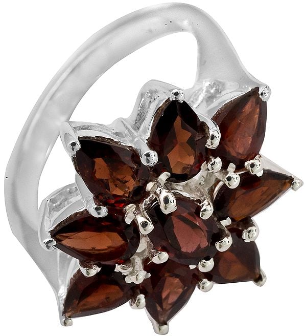 exotic india Faceted Garnet Flower Ring