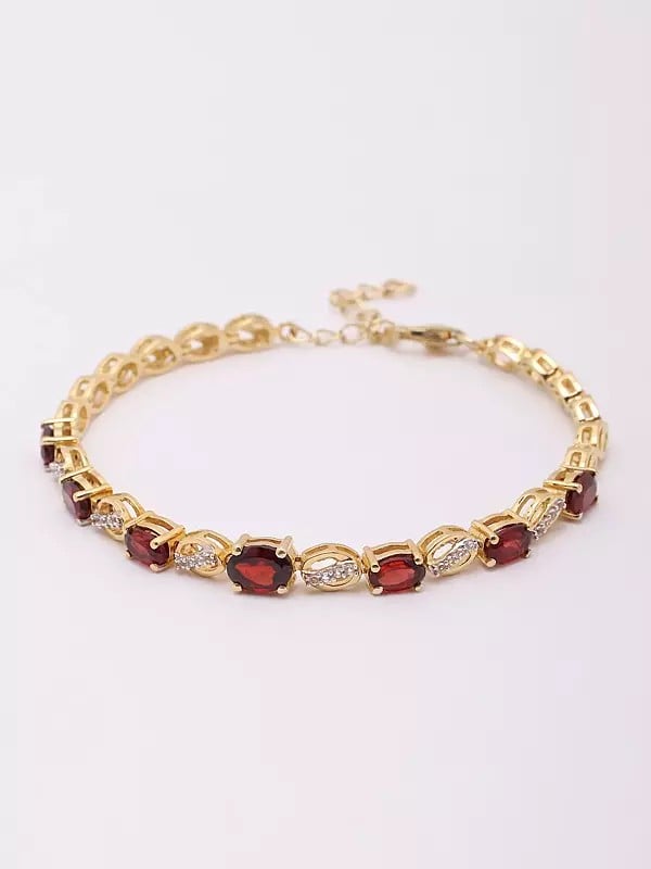 Exotic India Fine Cut Garnet Gemstone Bracelet