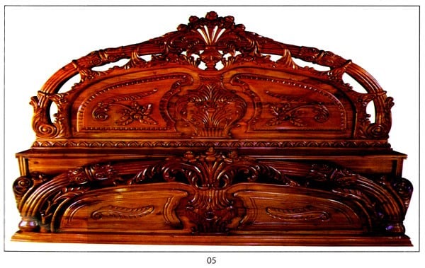 Exotic India Ideal Furniture (Pictorial Book) 