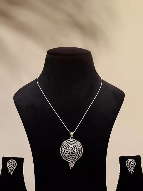 exotic india Leaf Design Pendant and Earrings Set 