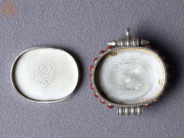 Exotic India Multiple Stone Pendant Turquoise