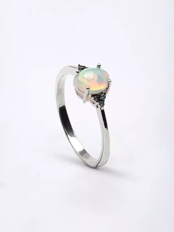 Exotic India Oval Cut Cabochon Ethiopian Opal Ring 