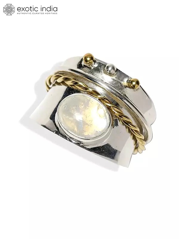 Exotic India Rainbow Moonstone Ring 